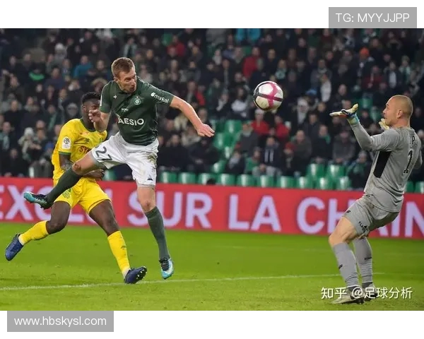 法甲比赛战术解析:球队攻防体系与关键对抗策略的深度剖析 法甲比赛战术解析:球队攻防体系与关键对抗策略的深度剖析